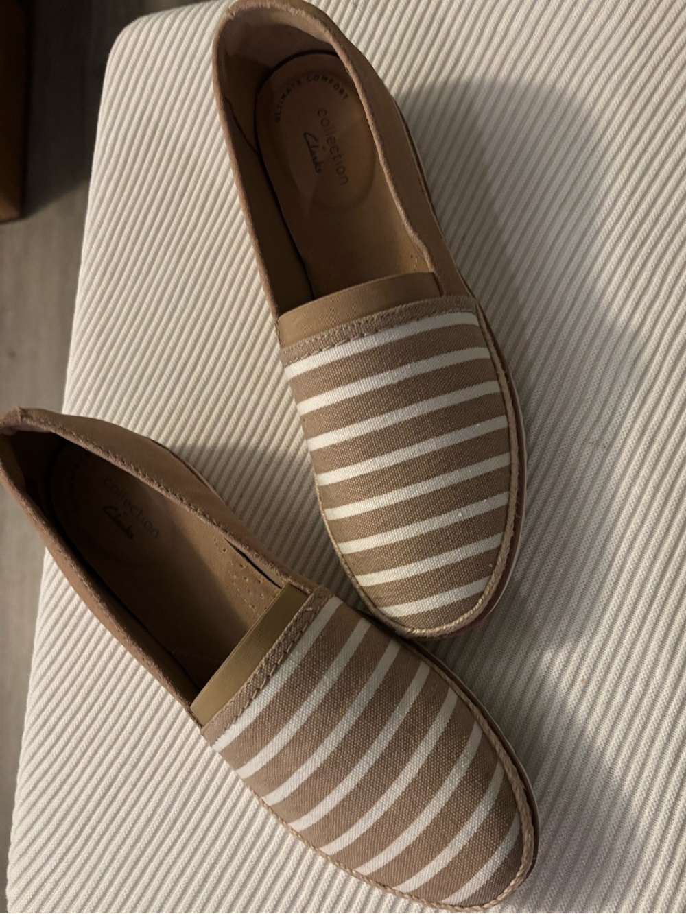 Clarks Women’s Tan and White Striped Slip-On Flats